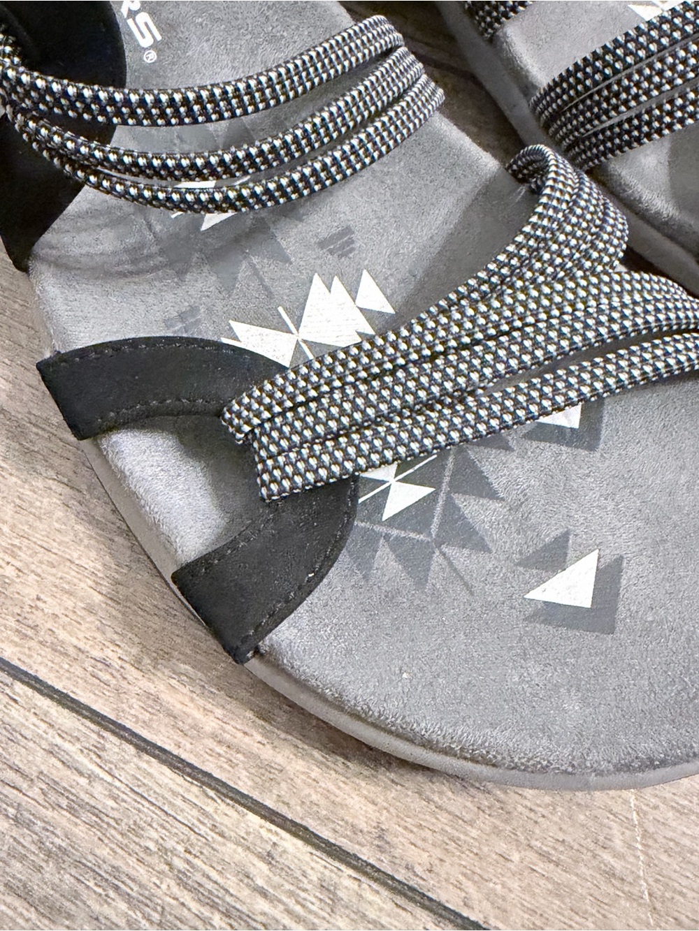 Skechers Women's Black & Gray Strappy Memory Foam Sandals - Picture 12 of 14